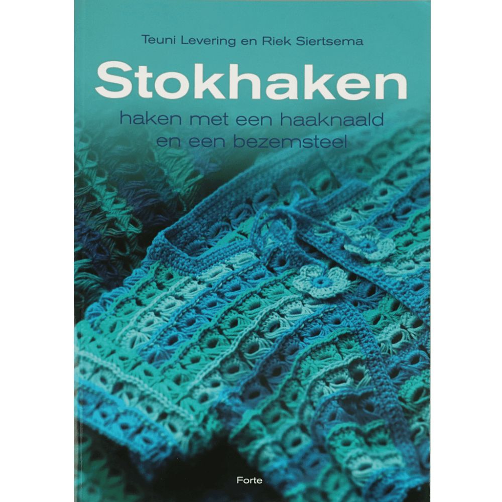 Boek Stokhaken haken met een haaknaald en een bezemsteel