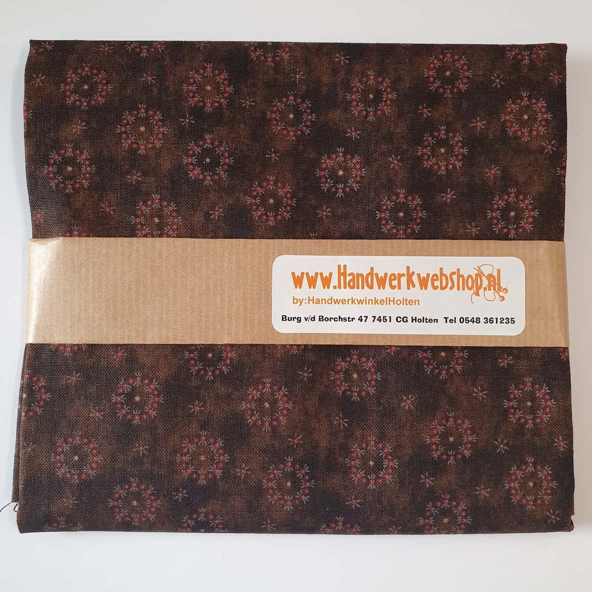 De afmeting is 50x55 cm. 100% katoen