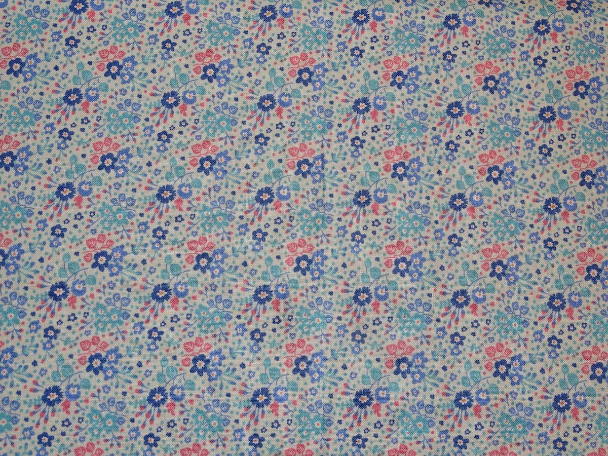 Tilda quiltstof op rol 110 cm breed Flower Confetti Blue