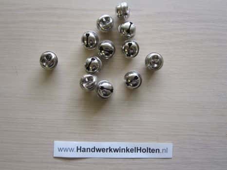 Belletjes  20,5 mm breed 18,5 mm hoog nikkel