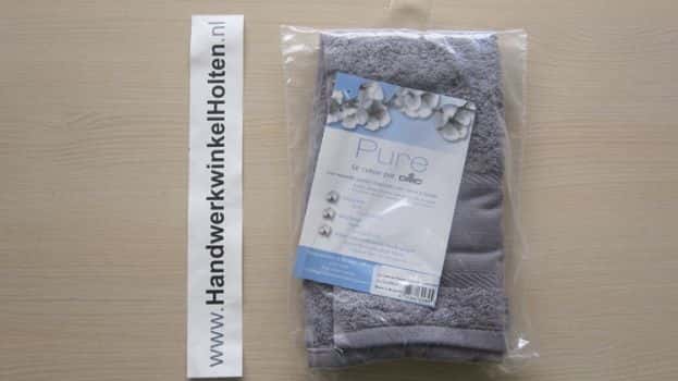 DMC te borduren handdoek 30x50 cm Art.CL006-414 grijs