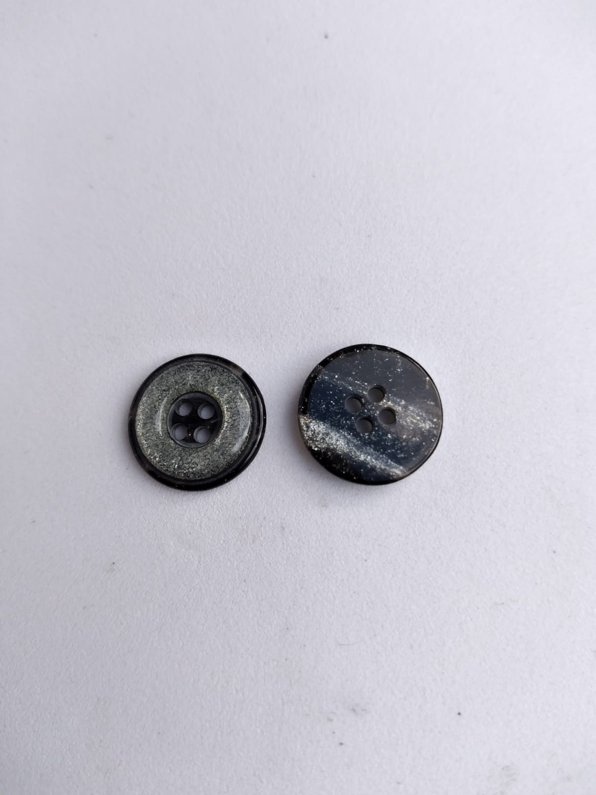 Knoop kunststof 13 mm blauw/zilver