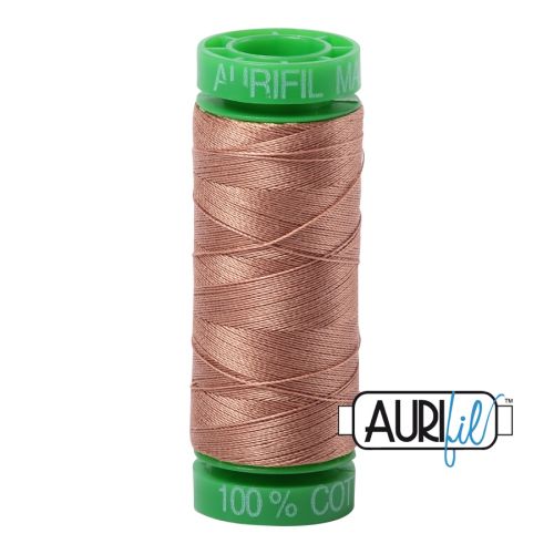 Aurifil Mako 40 kleur 2340 Cafe Au Lait 150 meter Cotton