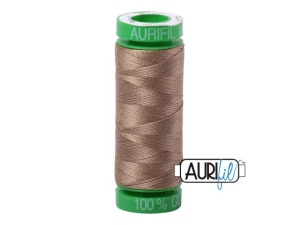 Aurifil Mako 40 kleur 2370 Sandstone 150 meter Cotton