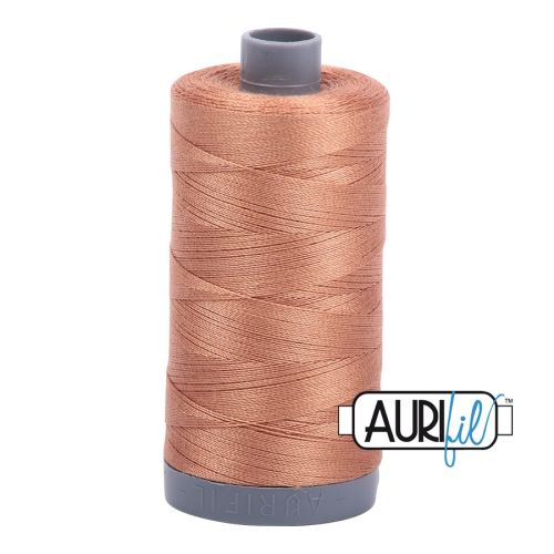 Aurifil Cotton Mako 28 kleur 2330 Light Chestnut 750 meter