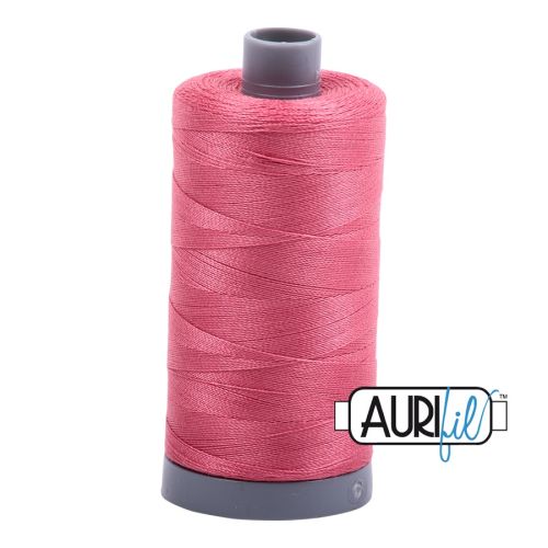 Aurifil Cotton Mako 28 kleur 2440 Peony 750 meter