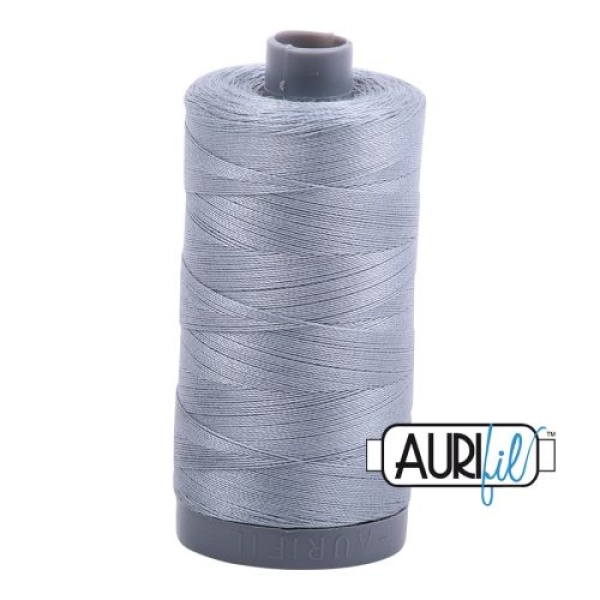 Aurifil Cotton Mako 28 kleur 2610 Light Blue Grey 750 meter