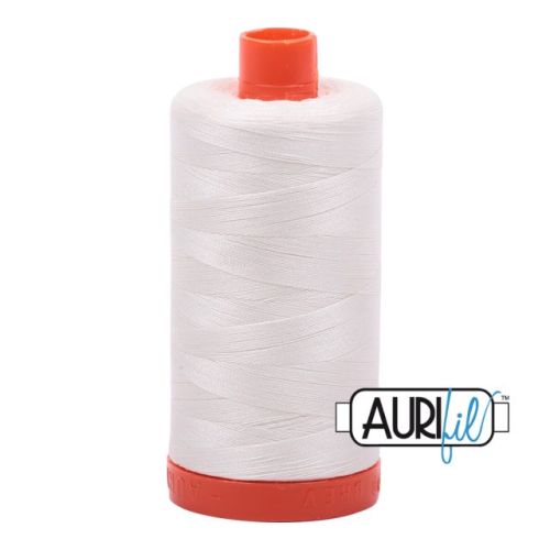 Aurifil Cotton Mako 50 kleur 2026 Chalk 1300 meter