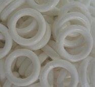 Ringetjes 18 x 25 mm wit