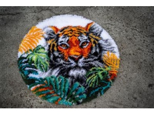Vervaco Knoopvormtapijt kit Tijger met jungle bladeren doorsnede 67 cm