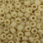 Kralen Toho Glaskralen rond 3 mm 4g kleur 0051 Ecru.. - Afbeelding 2
