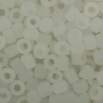 Kralen Toho Glaskralen rond 3 mm 4g kleur 0141F Wit.. - Afbeelding 2