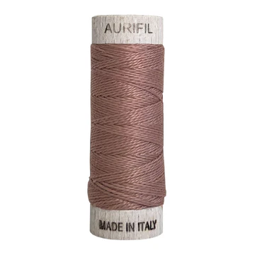 PMK08SP35-2375_947e69de-3601-4337-a6cf-e602a773b388 Aurifil Cotton Mako 08 kleur 2375 35 meter