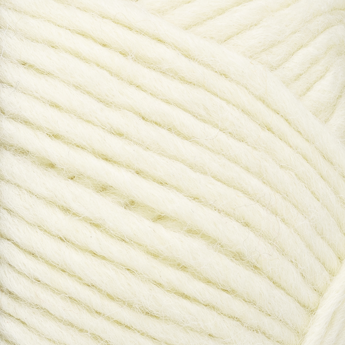 Novita Hygge Chunky kleur 002 Säde