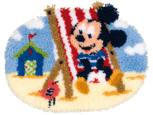 Vervaco Knoopvormtapijt kit Disney Mickey in strandstoel 55 x 45 cm